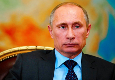 Putin: Nechceme odejít od dolarů, dolar odejde od nás (VIDEO)