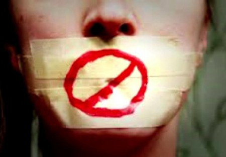 P.C.Roberts: Bude cenzura triumfovat?