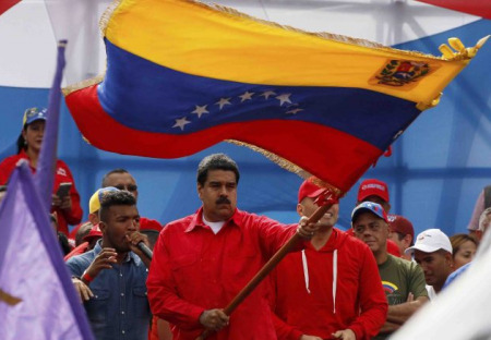 Protiimperialistická solidarita s Venezuelou v Německu: “Ať vláda odvolá protiprávní uznání rebela Guaidó!”
