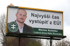 kotlebovci-spustaju-peticiu-na-vyhlasenie-referenda-o-vystupeni-slovenska-z-eu