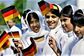 komisarka-pro-integraci-uvedla-ze-nemecka-kultura-neexistuje-narod-vytvorila-imigrace-a-diverzita-nenutme-migranty-aby-se-asimilovali